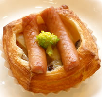 グラタンパン(ベーコン＆ウインナー)